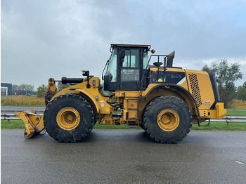 Chargeuse sur pneus CATERPILLAR 966K