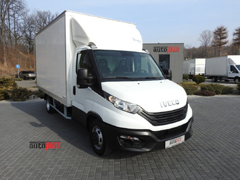 Fourgon grand volume IVECO Daily 35c16