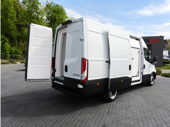 Utilitaire frigorifique IVECO DAILY 35S14 REFRIGERATOR VAN -10*C POWER SUPPLY 230V CRUISE CONTROL AUTOMATIC TRANSMISSION HI-MATIC AIR CONDITIONING  140HP: photos 3