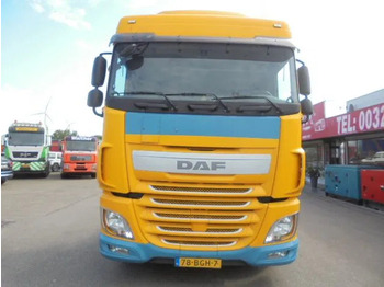 Tracteur routier DAF XF 440 125XDAF 106 TRACTORHEAD IN STOCK: photos 2 Tracteur routier DAF XF 440 125XDAF 106 TRACTORHEAD IN STOCK: photos 2