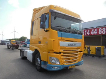 Tracteur routier DAF XF 440 125XDAF 106 TRACTORHEAD IN STOCK: photos 3 Tracteur routier DAF XF 440 125XDAF 106 TRACTORHEAD IN STOCK: photos 3