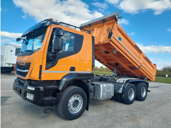 Camion benne IVECO