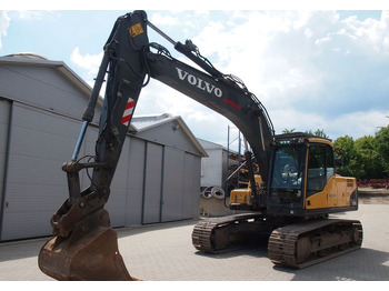Pelle sur chenille VOLVO EC180
