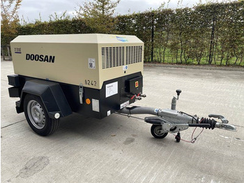 Compresseur d'air Doosan 7 / 31 E - N: photos 3