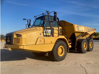 Tombereau articulé CATERPILLAR 730C