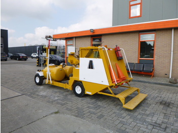 CLEANOSOL RL RL-Cold paint road marker — crédit-bail CLEANOSOL RL RL-Cold paint road marker: photos 4