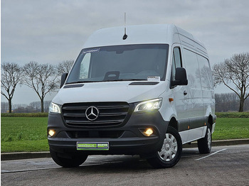 Fourgon utilitaire MERCEDES-BENZ Sprinter 317