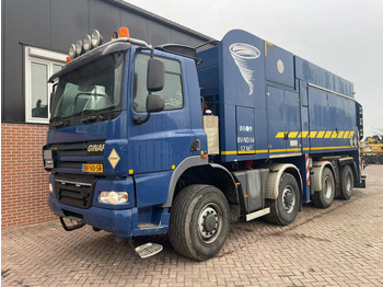 Camion vidangeur GINAF