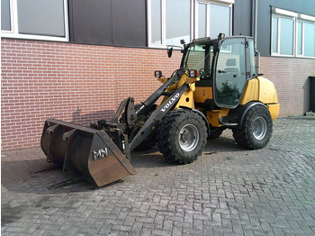 Chargeuse sur pneus VOLVO L25B
