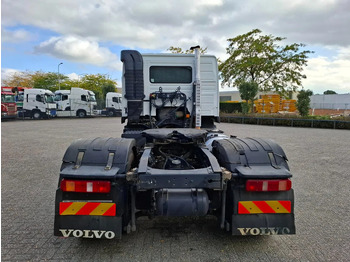 Tracteur routier Volvo FM11-410 / RETARDER / AIRCO / AUTOMATIC / EURO-5 / 2011: photos 4 Tracteur routier Volvo FM11-410 / RETARDER / AIRCO / AUTOMATIC / EURO-5 / 2011: photos 4