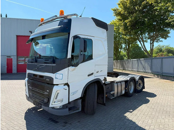 Tracteur routier VOLVO FM