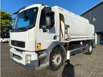 Camion citerne VOLVO FL7