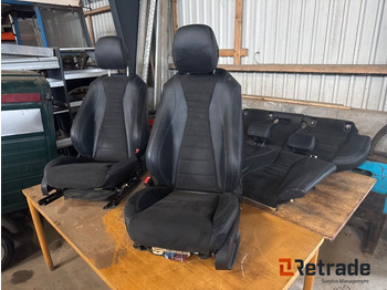 Voiture MERCEDES-BENZ