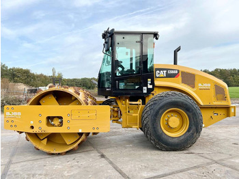 Compacteur CATERPILLAR CS66B