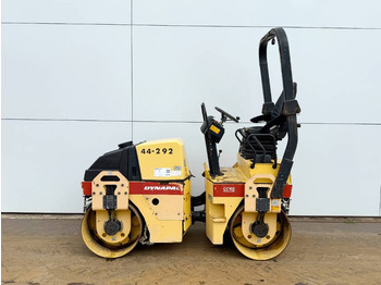 Compacteur DYNAPAC CC102