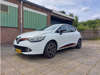 Voiture à hayon RENAULT