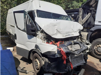 Fourgon utilitaire IVECO Daily 35s16