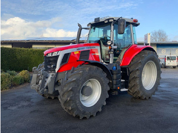 Tracteur agricole MASSEY FERGUSON 100 series