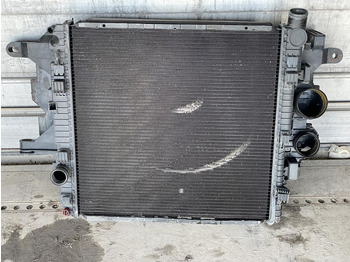 Radiateur pour Camion BEHR FOR MERCEDES VARIO - A 668 500 03 00: photos 2