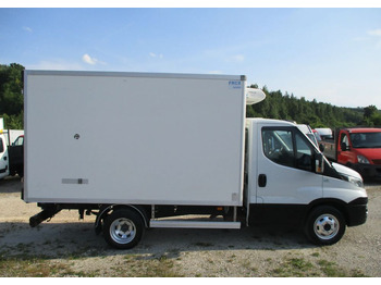Utilitaire frigorifique Iveco Daily 35C13 chłodnia Mroźnia na bliźniaku 35-130 Thermo King agregat: photos 3 Utilitaire frigorifique Iveco Daily 35C13 chłodnia Mroźnia na bliźniaku 35-130 Thermo King agregat: photos 3