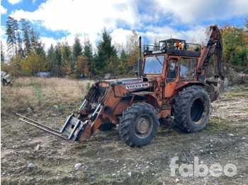 Tracteur agricole VOLVO