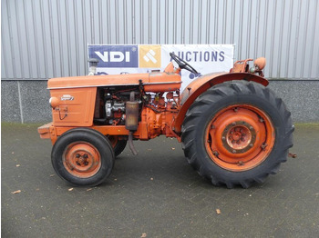 Tracteur agricole Renault Super 7 Vineyard: photos 2