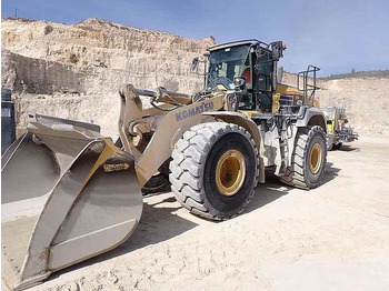 Chargeuse sur pneus KOMATSU WA475