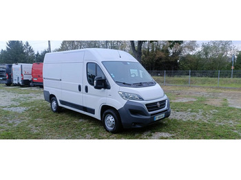 Fourgon utilitaire FIAT Ducato