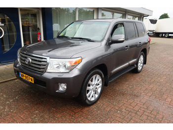 Voiture TOYOTA Land Cruiser