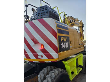 Pelle sur pneus KOMATSU PW148-11: photos 5