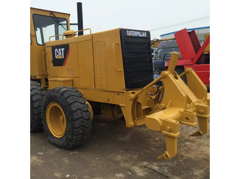 Niveleuse CATERPILLAR 140H