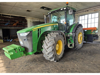 Tracteur agricole JOHN DEERE 8R Series