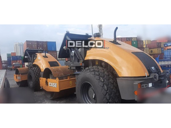 Compacteur CASE