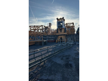 Grue à tour LIEBHERR