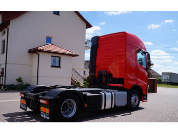 Tracteur routier Volvo FH 4 EURO 6 GLOBETROTTER NISKI PRZEBIEG PEŁEN SERWIS: photos 4