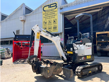 Mini pelle BOBCAT E10