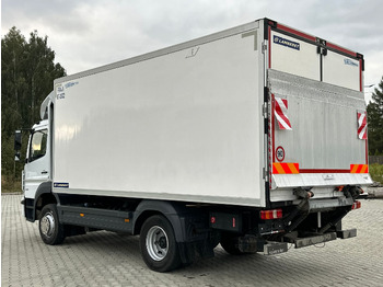 MERCEDES-BENZ ATEGO 1218 / CHŁODNIA / WINDA / 12 PALET / 5.10 M DŁUGOŚCI / AUTOMAT / LAMBERET / 5090 KG ŁADOWNOŚCI — crédit-bail MERCEDES-BENZ ATEGO 1218 / CHŁODNIA / WINDA / 12 PALET / 5.10 M DŁUGOŚCI / AUTOMAT / LAMBERET / 5090 KG ŁADOWNOŚCI: photos 3