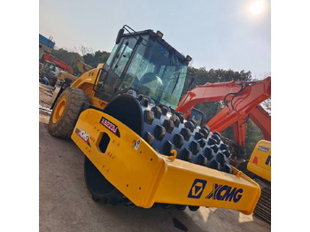 Compacteur à pieds de mouton/ Monocylindre XCMG XS223J