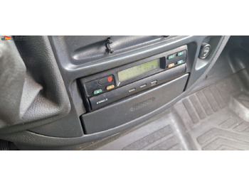 Utilitaire frigorifique Mercedes-Benz 413 CDI Tiefkühlfächer, autom. Verkaufsklappe  Basis ist ok: photos 2