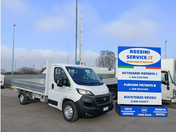 Utilitaire plateau FIAT Ducato