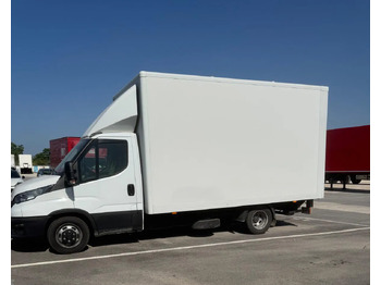 Fourgon grand volume IVECO Daily 35c14