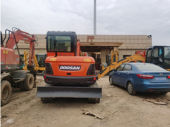 Pelle sur chenille Doosan DX60: photos 3