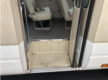 Bus urbain Toyota Coaster: photos 4