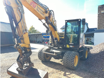 Pelle sur pneus YANMAR