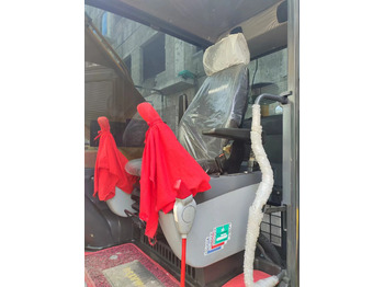 Pelle sur chenille KOMATSU PC200-8N1: photos 4