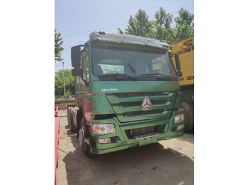 Tracteur routier SINOTRUK HOWO