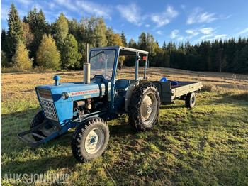 Tracteur agricole FORD