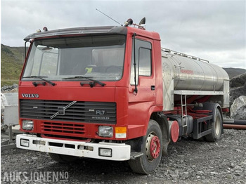 Camion citerne VOLVO FL7