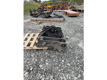 L'équipement de construction CATERPILLAR 966
