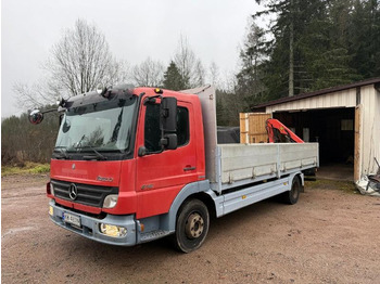 Camion plateau MERCEDES-BENZ